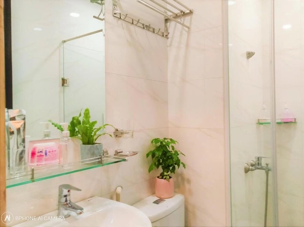 Tan Son Nhat Airport Apartment by SABAY