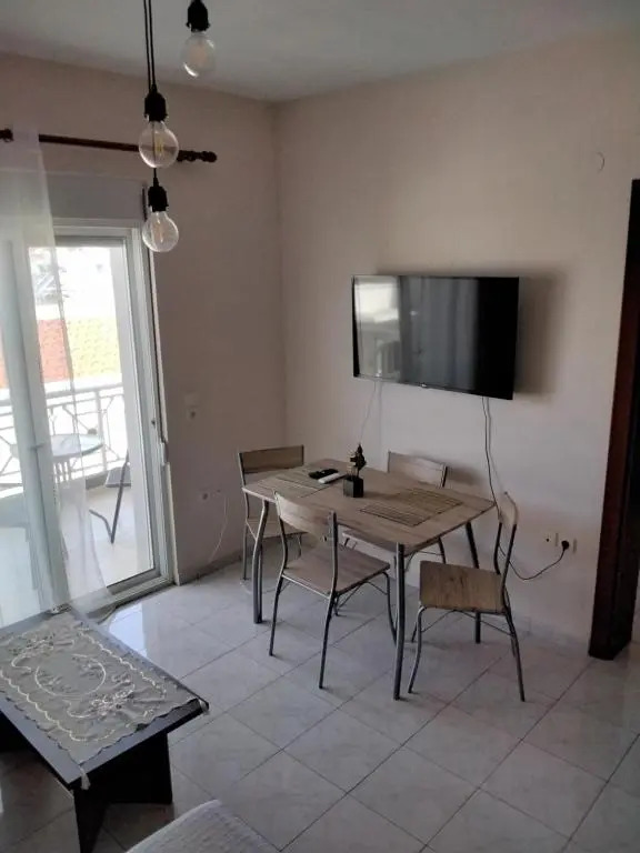 Papi's Apartments 1 - 1 Bedroom