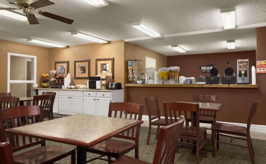Rodeway Inn