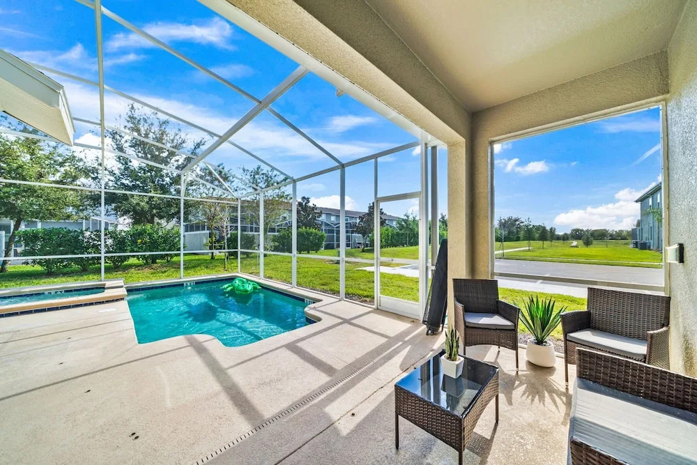 Fabulous Villa 5Bd Pool & Spa - Next to Disney 611