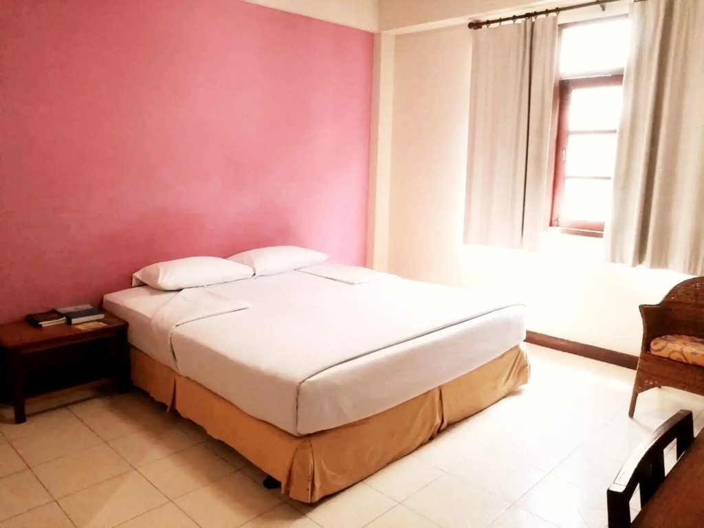 Sun Hotel
