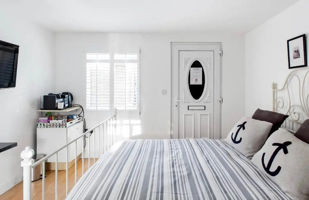 Studio, Private, independant Entrance, Central, Battersea Park