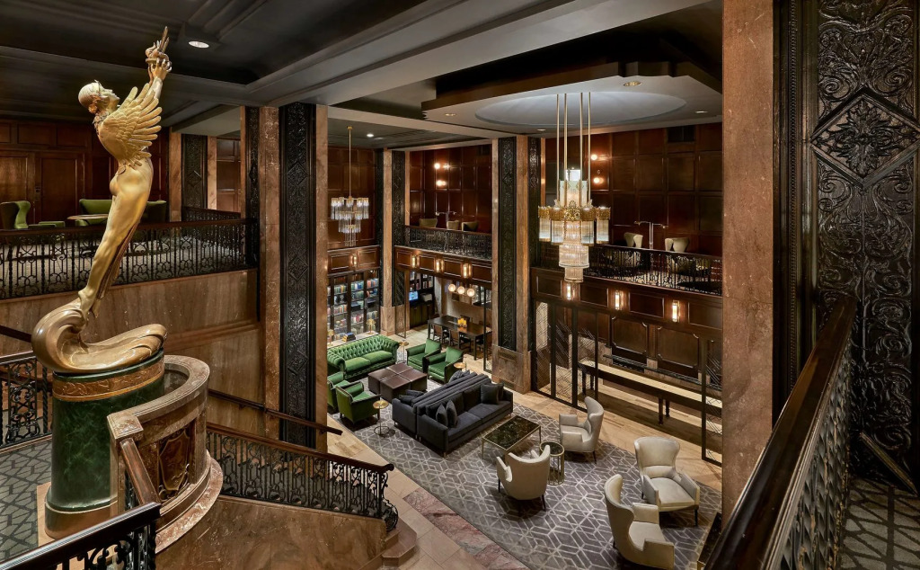 Hotel Phillips Kansas City, Curio Collection By Hilton