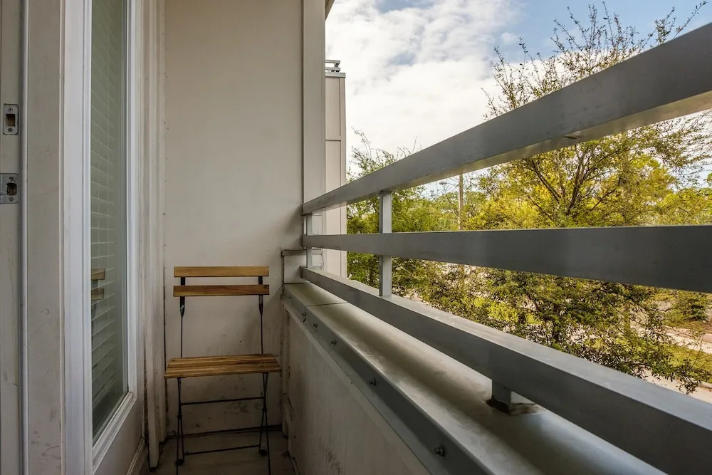 Courier City Apartments by Frontdesk