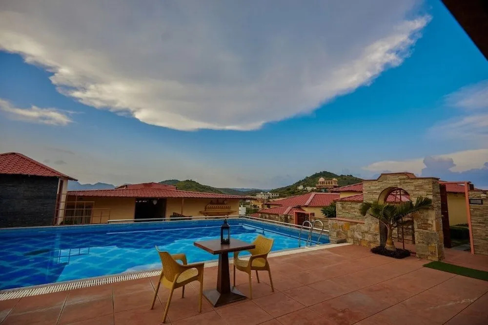 Vijaygarh Resort & Cottages with Private Pool