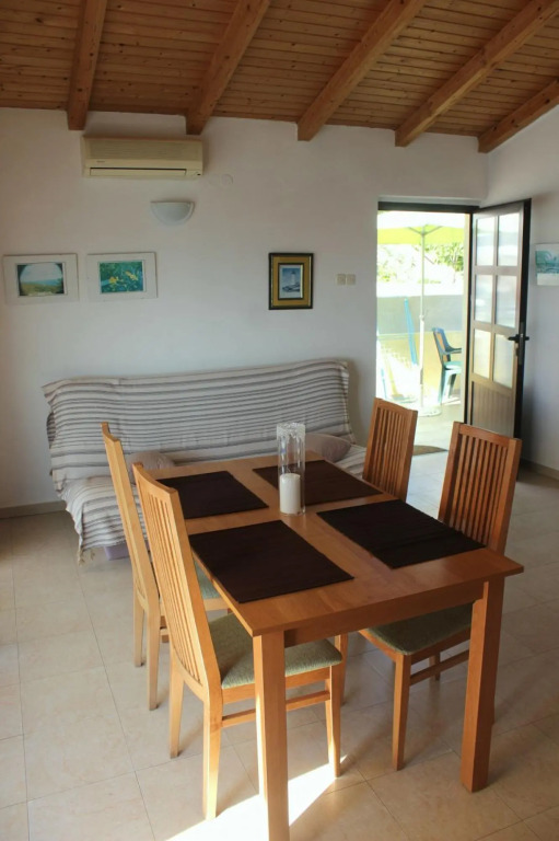 Davor - 20m from sea - A2(2+2)