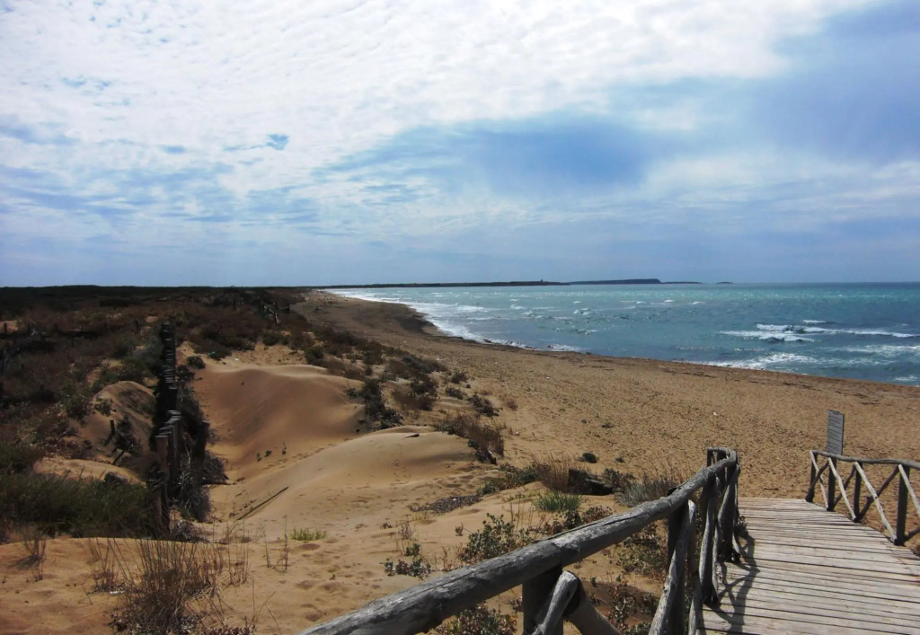 Holiday home with sea view 3 minutes walk from the seashore of Is Arenas beach and  5 minutes on foo-Casa della Salsedine