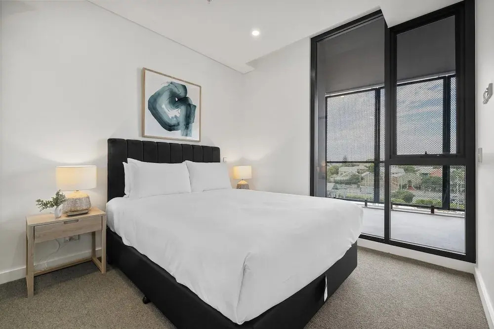 Chic 1-bed Escape in Fremantle With Parking