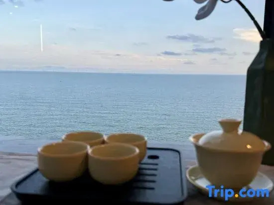 YURI Seaview Apartment