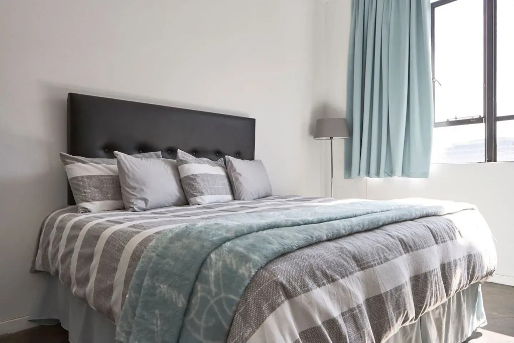Trendy Art Studio Apartment,Maboneng Joburg
