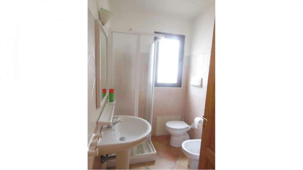 Three-room apartment a few minutes drive from the main beaches-Budi 3