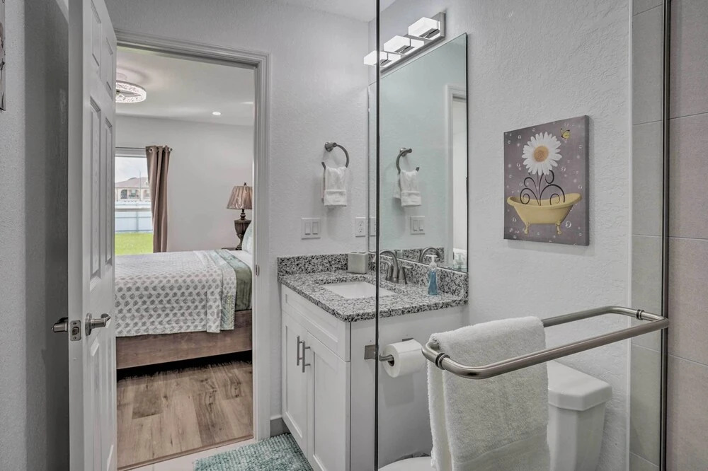 Hot Tub & Fenced Yard: Home in Sebring
