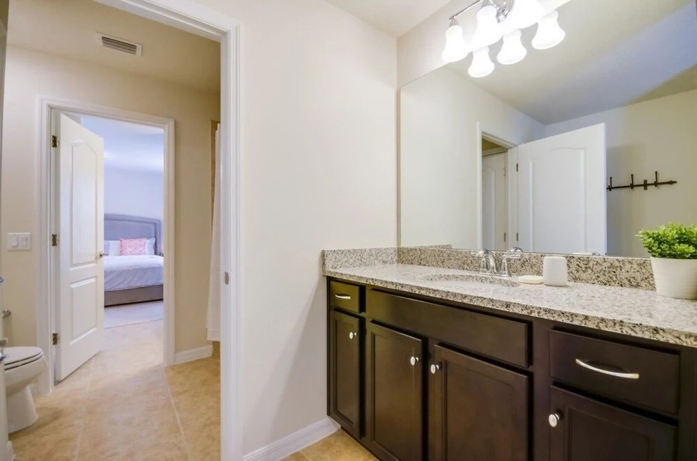 Amazing House! - Windsor at Westside - 8889QL