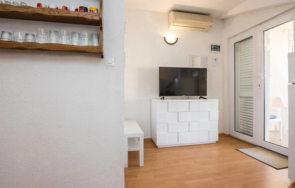 Awesome Home in Privlaka With Wifi and 1 Bedrooms