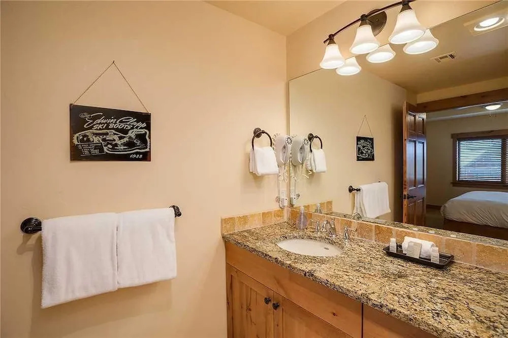 4304 Aspen Lodge, Trappeur's Crossing Apartment 3