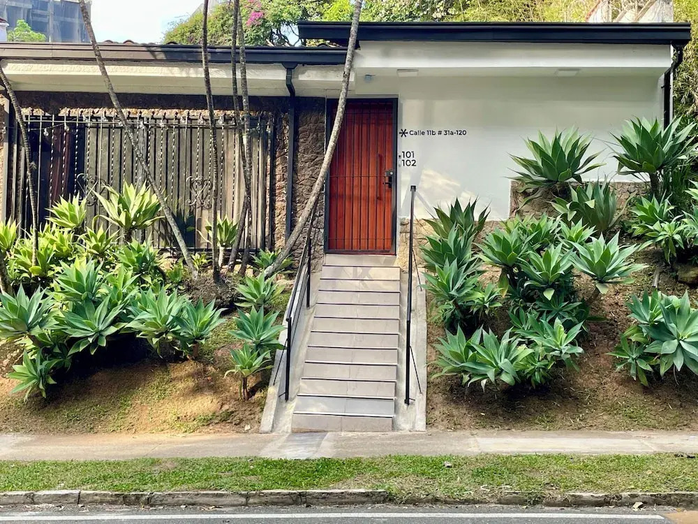 Apartments with Jacuzzi in El Poblado by Wynwood House