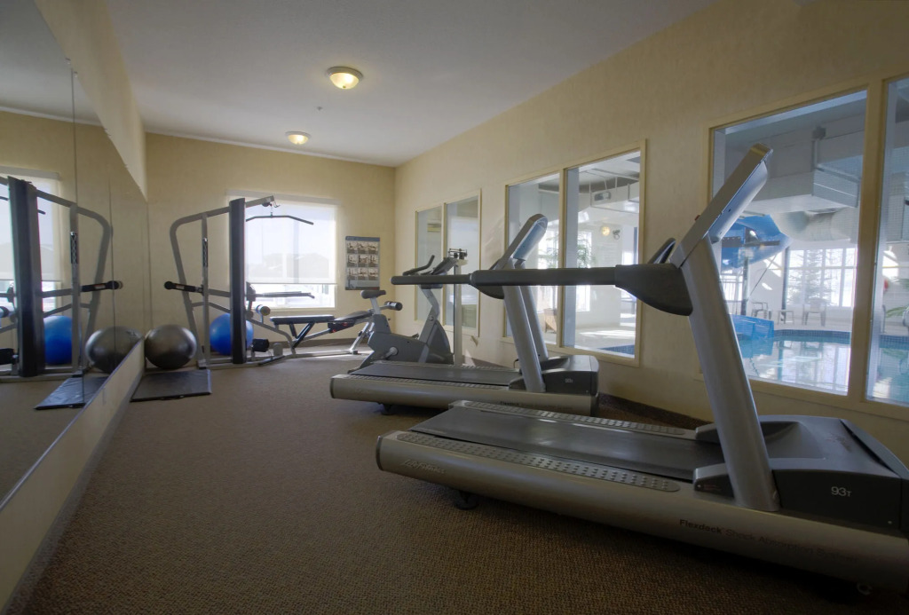 Holiday Inn Express Airdrie by IHG