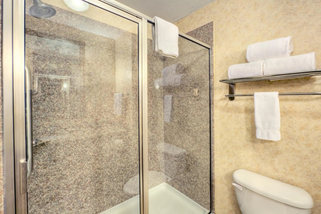 Holiday Inn Express and Suites Granbury by IHG