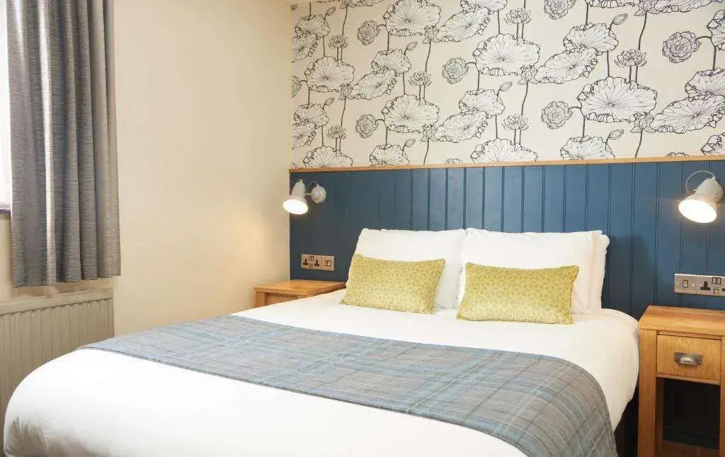 Red Lion Hotel by Greene King Inns