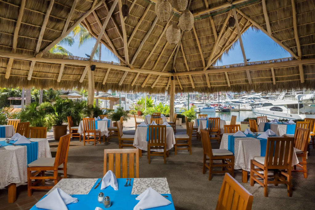 Flamingo Vallarta Hotel & Marina
