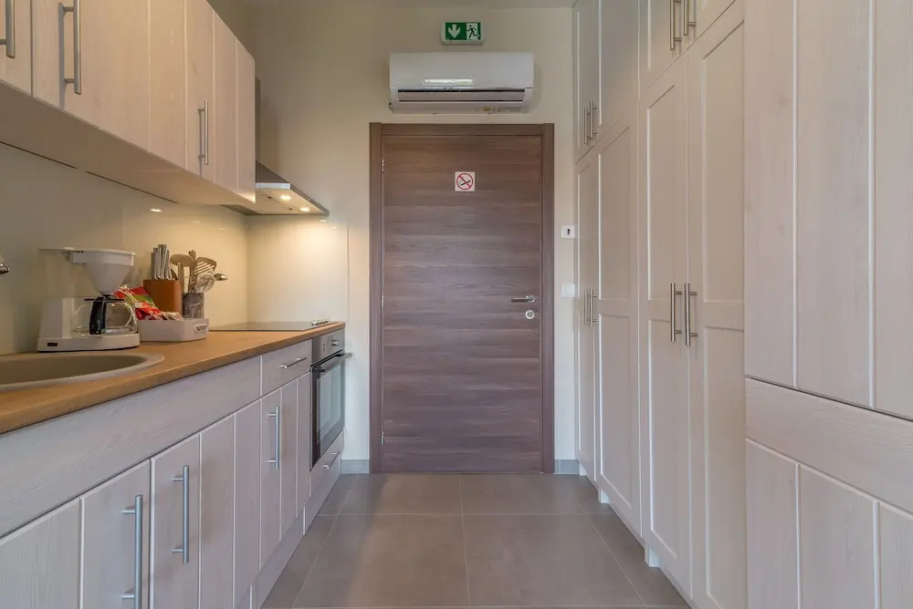 Luxurious Suites Elegance