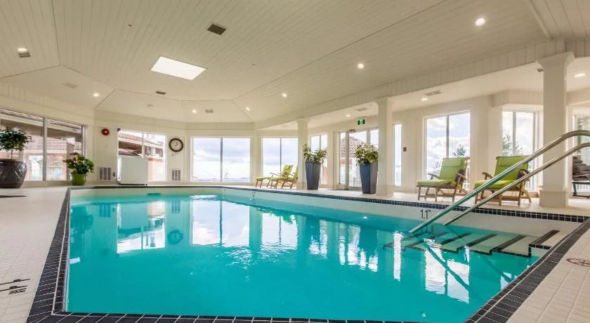 Villa Eyrie Resort