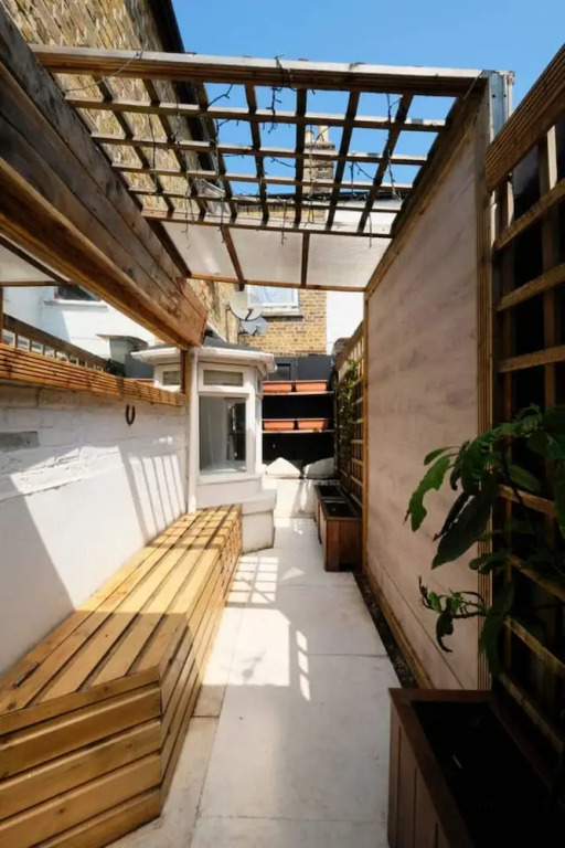 Newly Furnished Patio Flat In Peckham