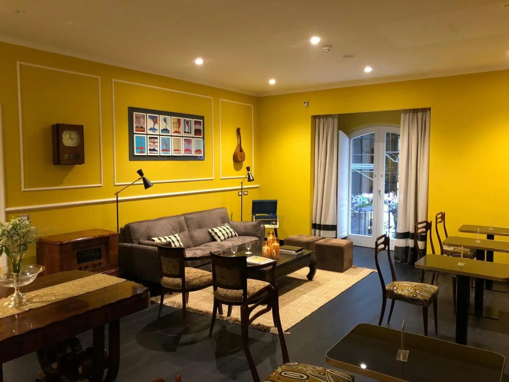 Caruso Place Luxury Rooms & Suites