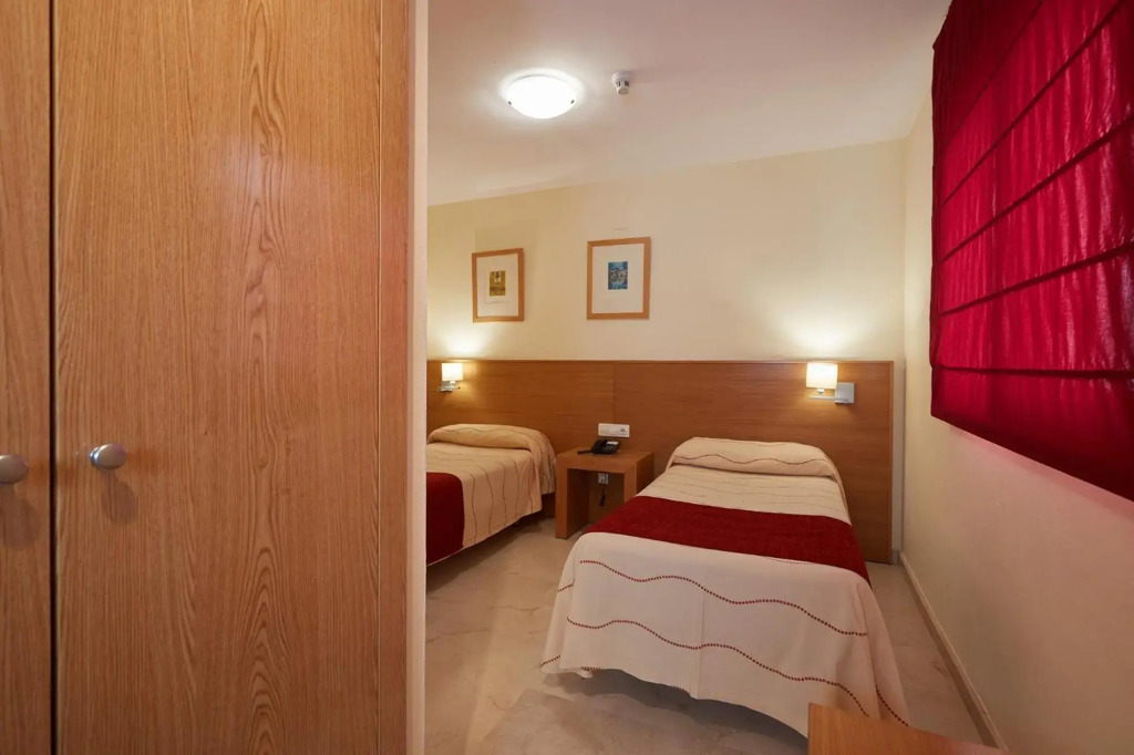 Aparthotel Milords Suites