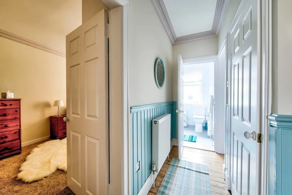 Stylish Royal Mile Apt: Heart of Historic Old Town