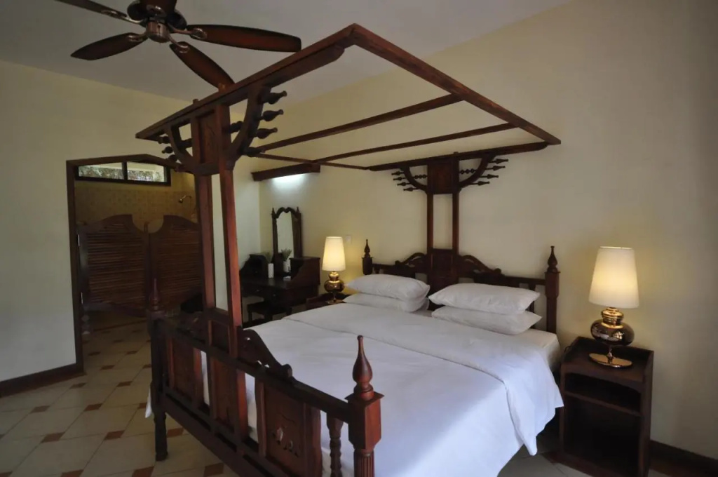 Hunters Lodge