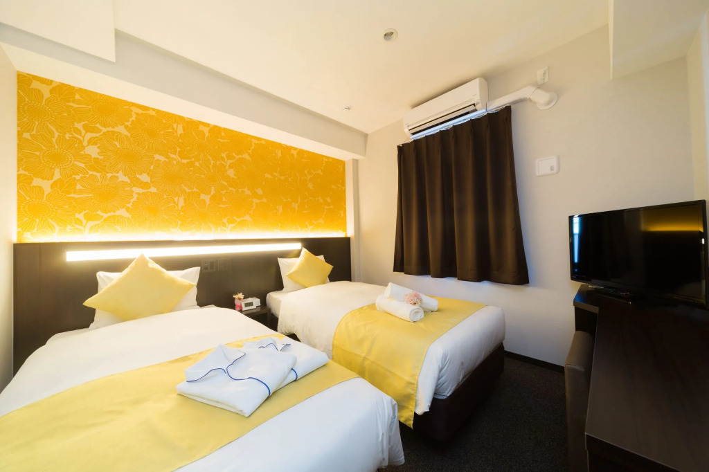 Kawarayamachi Crystal Hotel