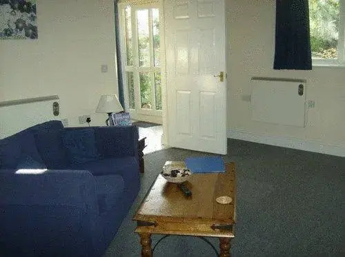 The Garden Lodges