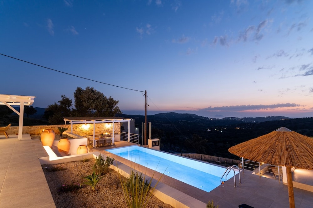 Villa Kyma
