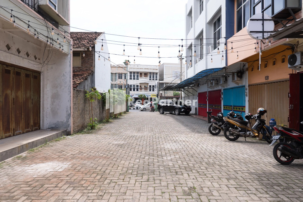 Capsule Inn Antasari RedPartner