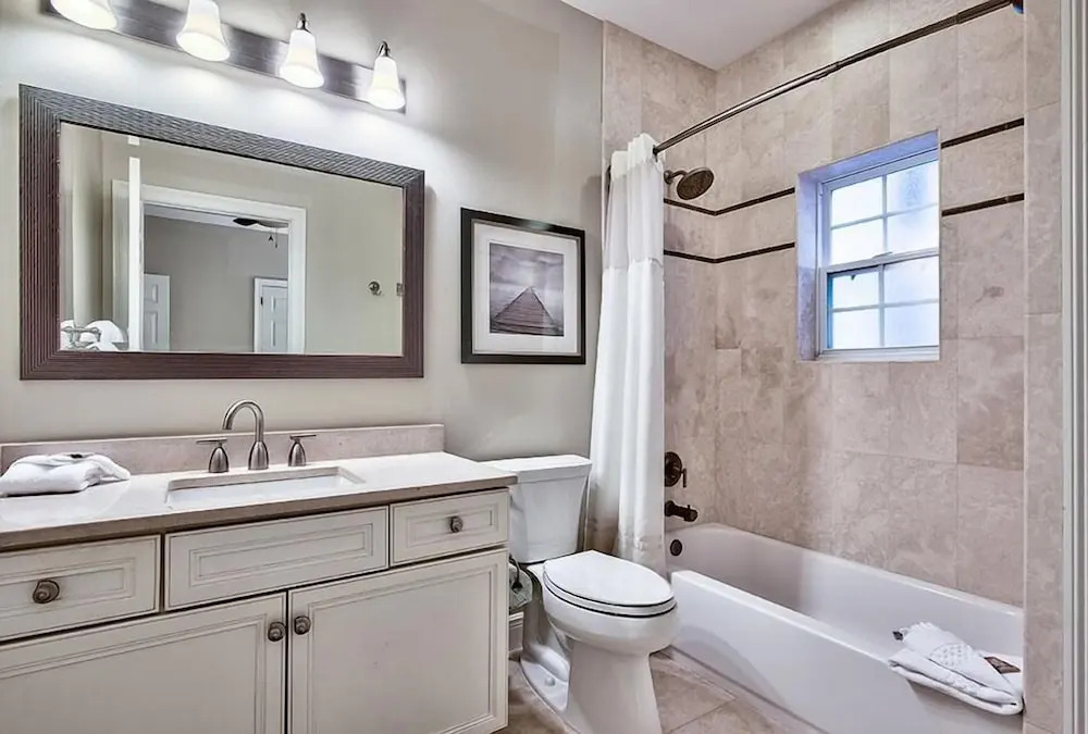 Ocean Escape 4 Bedroom Holiday Home by Five Star Properties