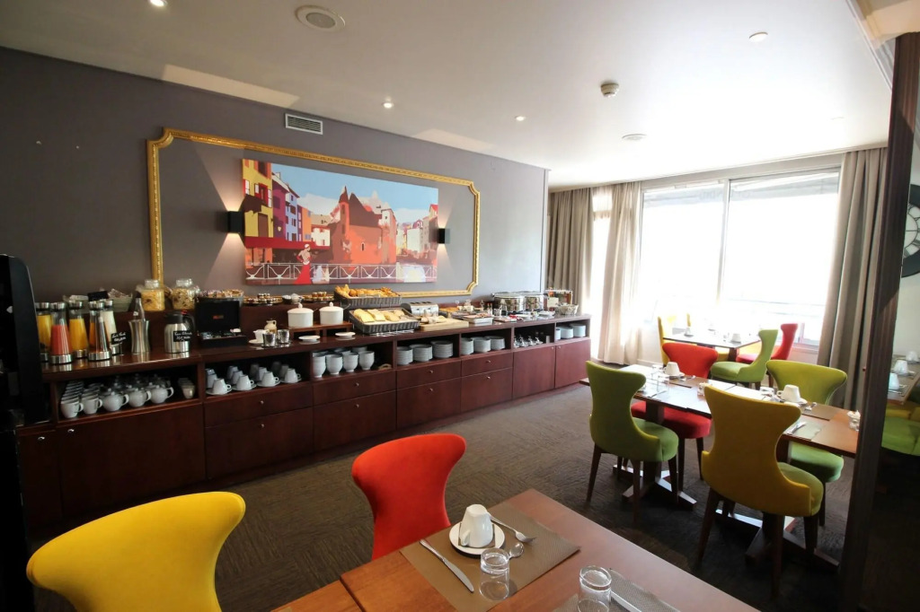 Le Splendid Hotel Lac DAnnecy - Handwritten Collection