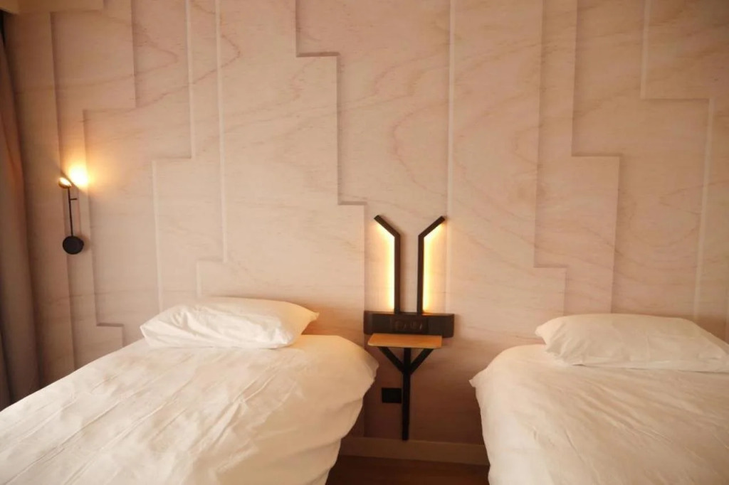 B&B HOTEL Lille Lillenium Eurasanté