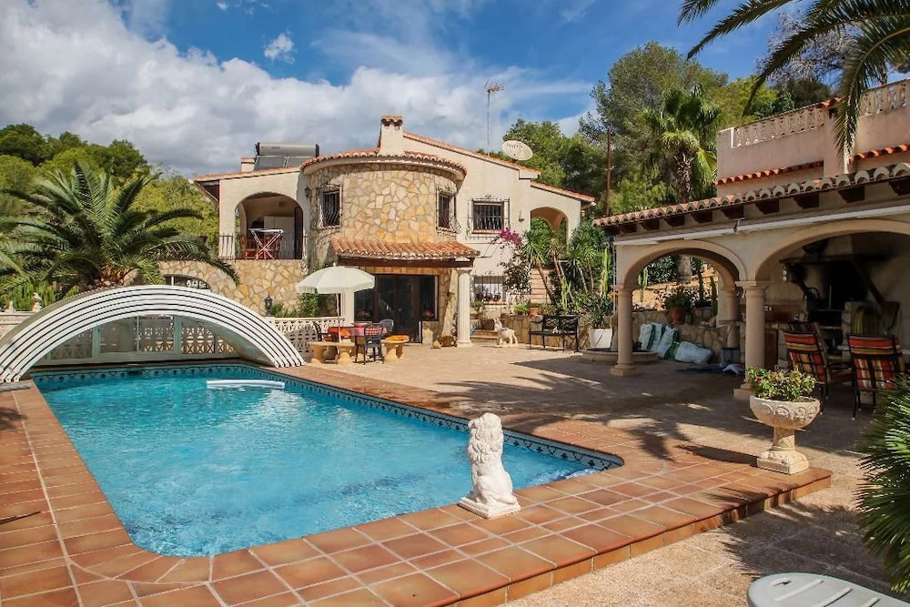 Germania - holiday home with private swimming pool in El Portet