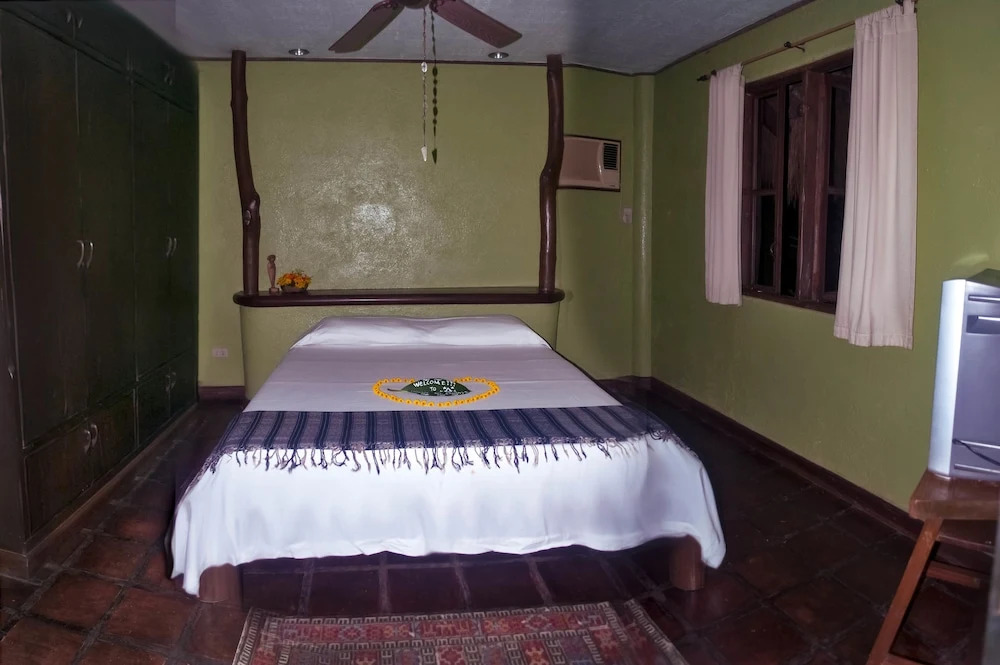 Boracay Private Mt. Casitas Villa