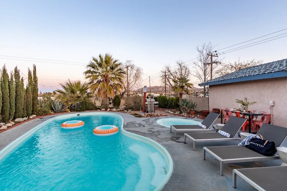 Archie by Avantstay Desert Retreat w/ Pool, Edge of Joshua Tree, Bonus Casita for Group Travel