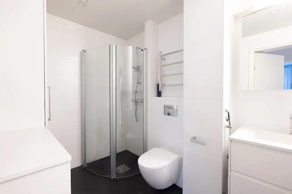 2ndhomes Gorgeous & Modern 2BR Apartment