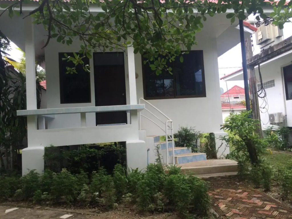 Lay Trang Resort