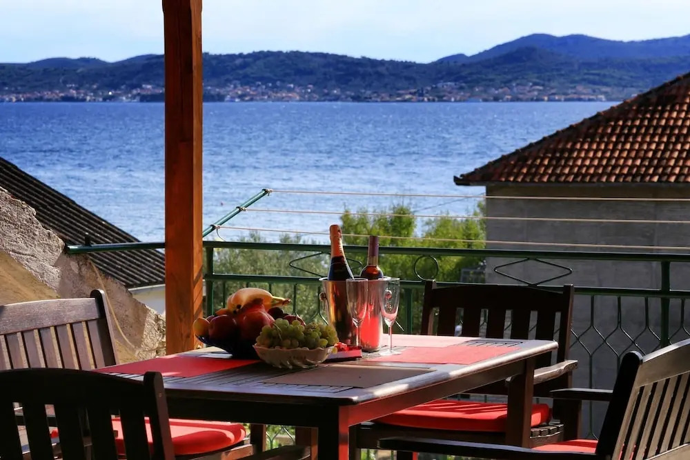 Amazing Sea View And Very Close To Sandy Beach