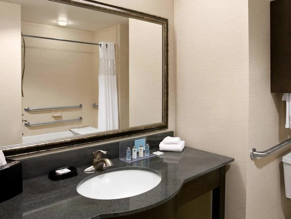 Hampton Inn & Suites - Mansfield