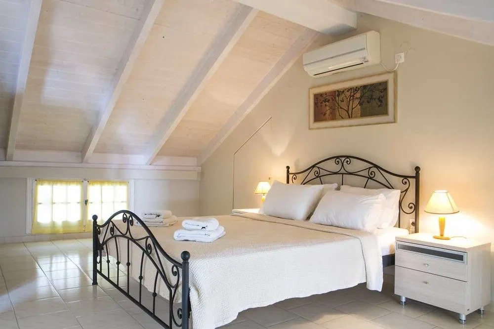 Irena Studios & Apartments