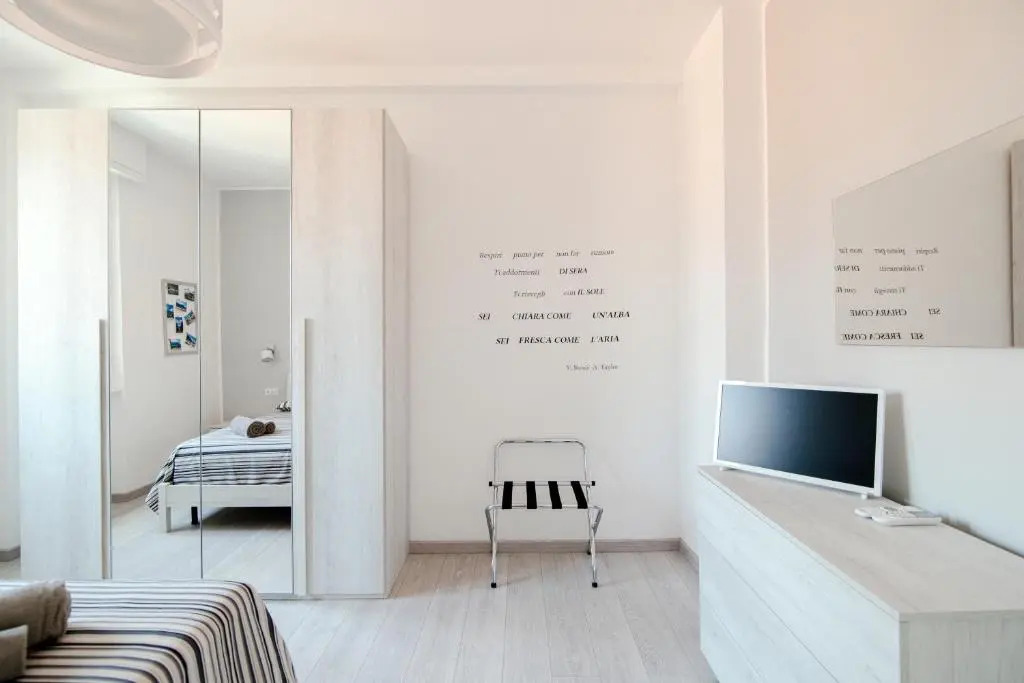 Bright Home -By House Of Travelers-