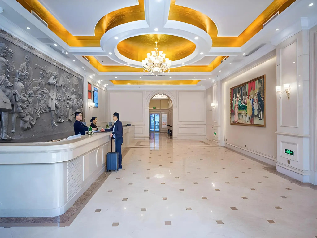 Vienna Hotel (Enshi Hangkong Avenue)
