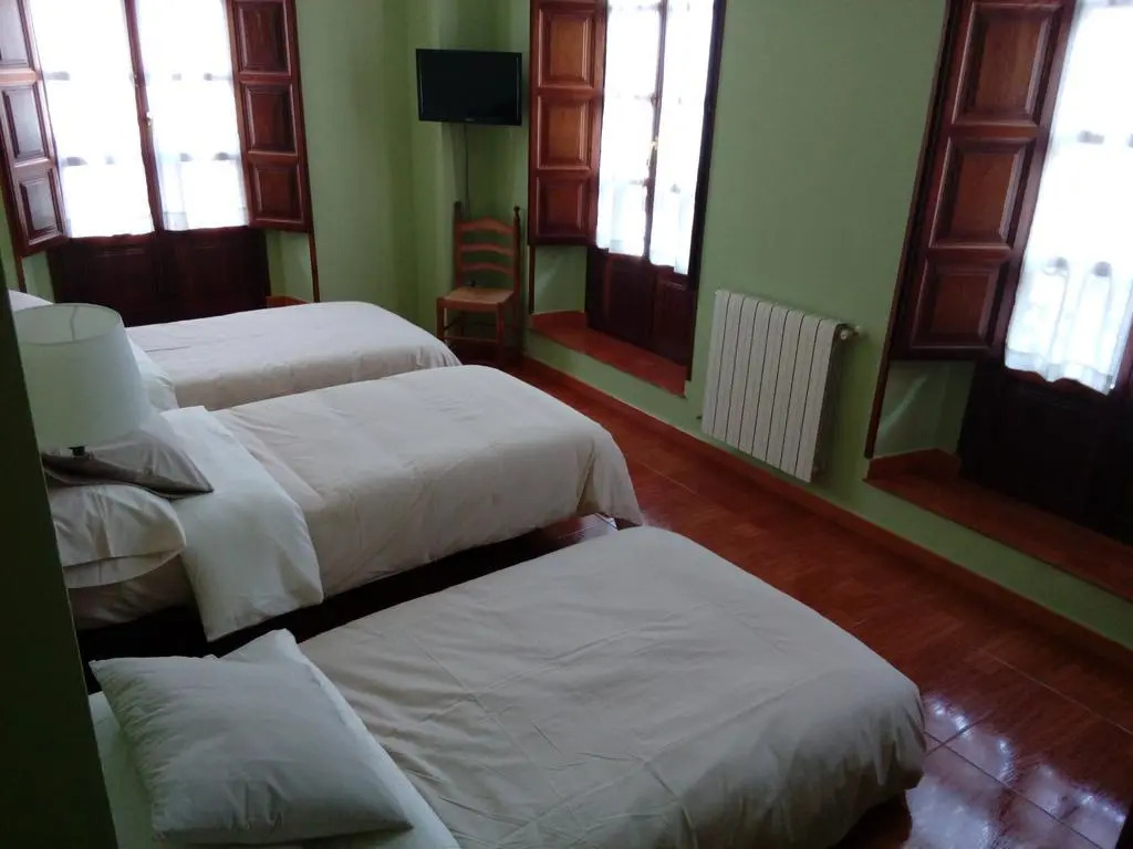 Hotel Piloñés