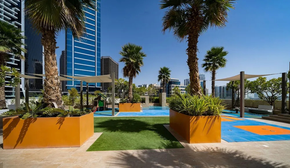 Elegant Studio Living in Privé